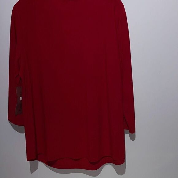 Love Scarlett Women's Ruby Red Chest Key Hole Tunic Blouse Size 2X NWT - Picture 6 of 9